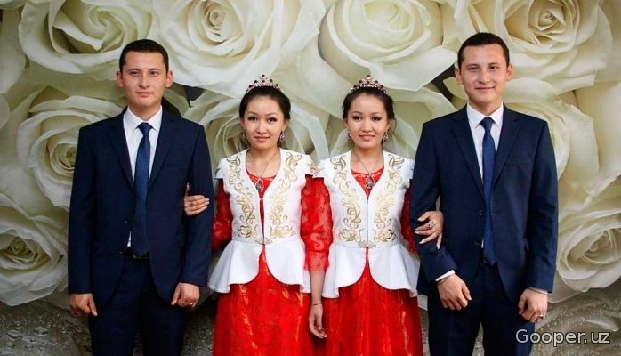 Qozog'istonlik egizak yigitlar poyafzal xarid qilishga borib, baxtlarini topishdi