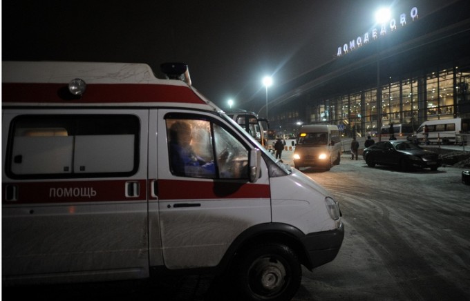 Samolyot vafot etgan yo‘lovchi tufayli Moskvaning Domodedovo aeroportida favqulodda qo‘ndi