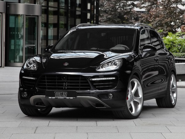 Ufada Rossiya oliy muftiysi qizining Porsche Cayenne mashinasi o‘g‘irlab ketildi