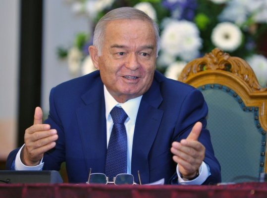 Islom Karimov: Sog'lom ona va bola yili Davlat dasturi doirasida 7 trillion 483 milliard 300 million so'm va 194 million 400 ming dollar ajr