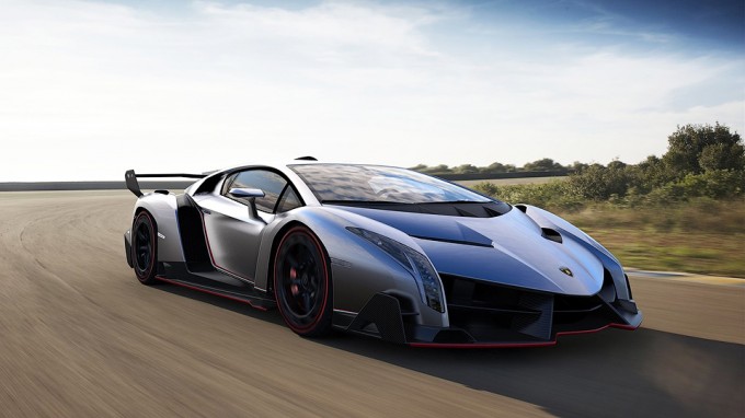 Lamborghini Veneno’ning mavjud uch nusxasidan biri 10 mln yevroga baholandi