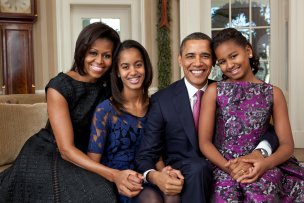 Obama o'z rafiqasining tashqi ko'rinishini yuqori baholashini aytdi