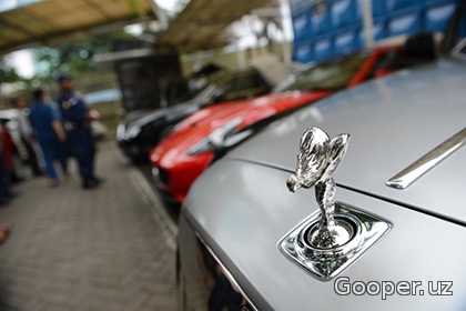 2014 yilda Buyuk Britaniyadagi Rolls-Royce kompaniyasi aksiyalari daromadi 20 barobar qisqardi