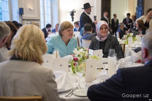 Germaniya kansleri Angela Merkel iftorlikka tashrif buyurdi